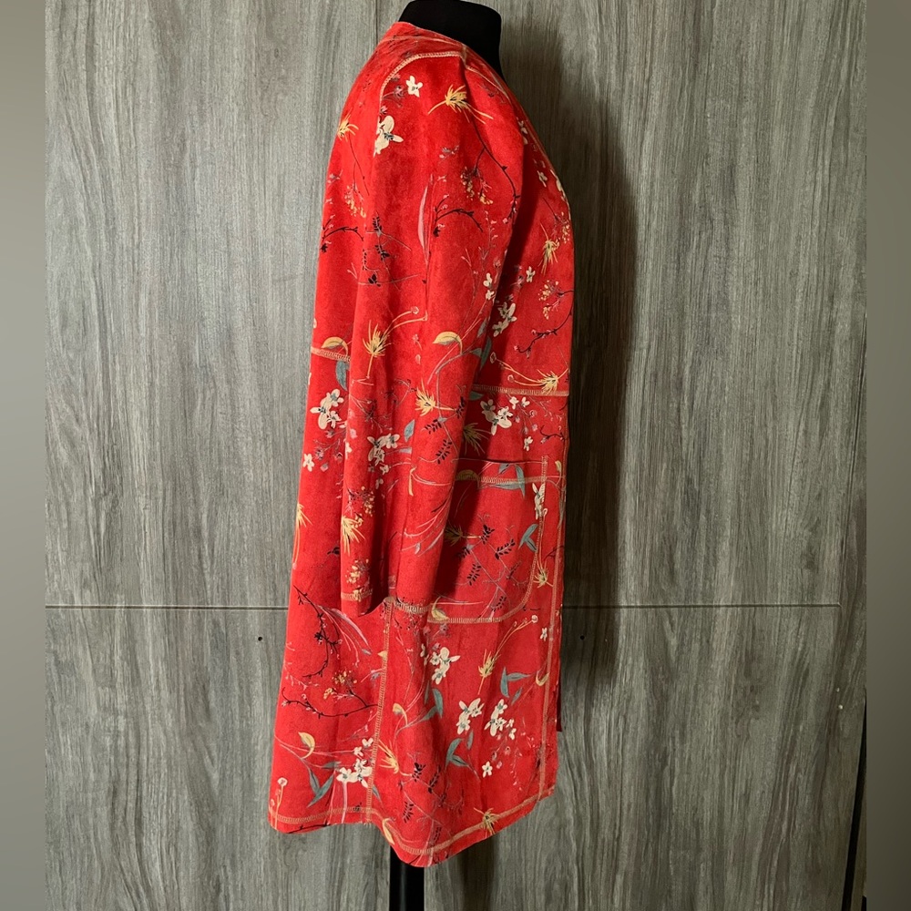 Anthropologie Solitaire red Suede Large Floral
Open Front Kimono Jacket - Picture 7 of 10